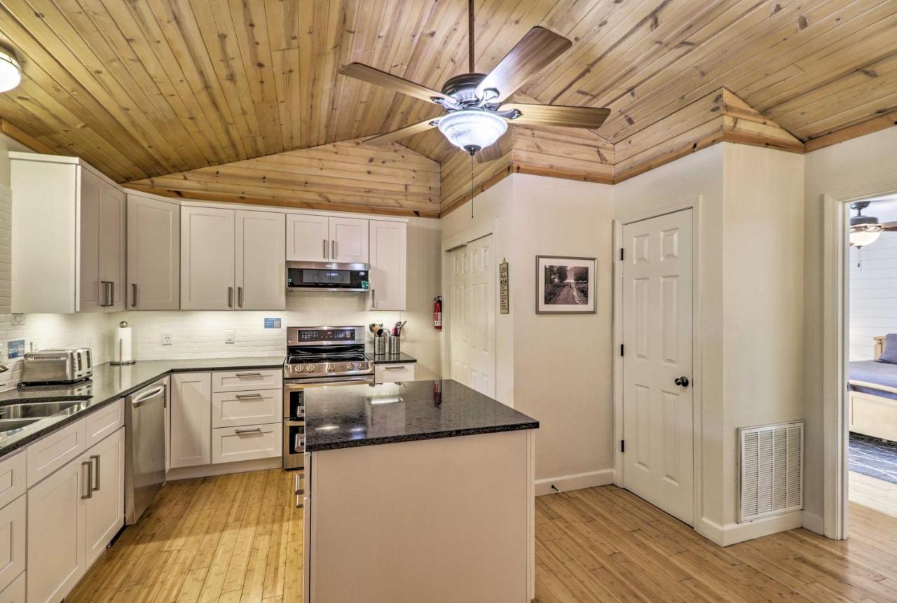 Creekside Hideaway With Fire Pit And Creek Access! Villa Mountain View Eksteriør billede